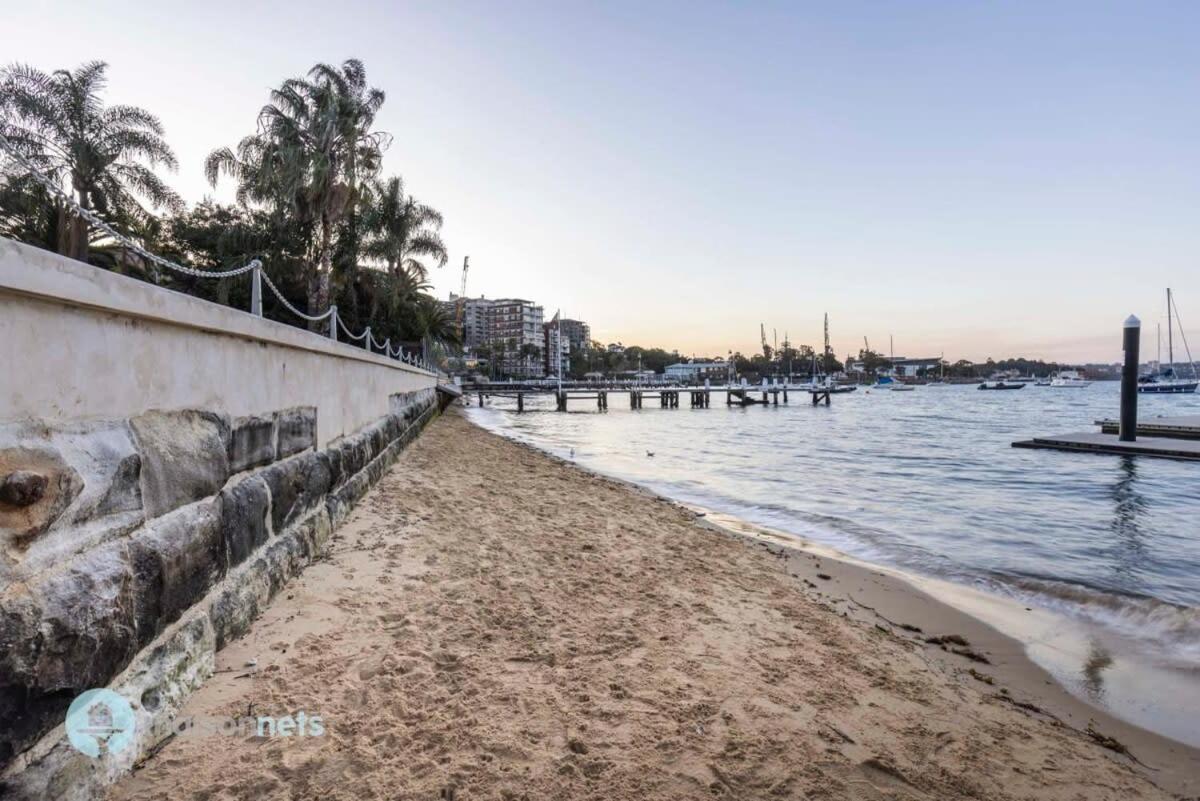 Studio Apt With Parking Balcony & Water Views Sydney Exteriér fotografie