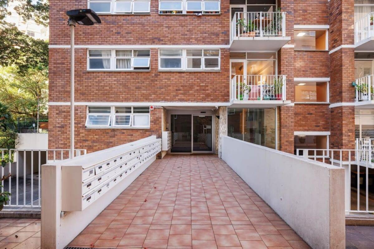 Studio Apt With Parking Balcony & Water Views Sydney Exteriér fotografie