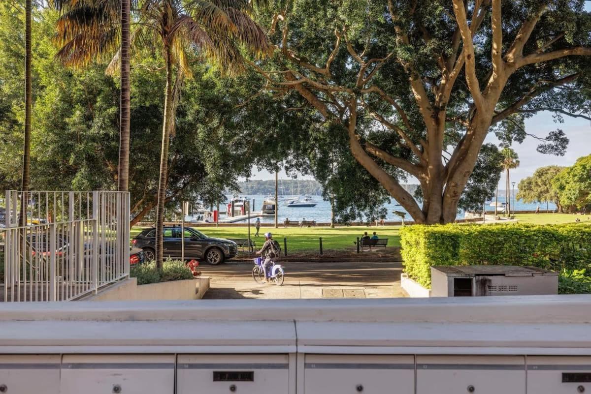Studio Apt With Parking Balcony & Water Views Sydney Exteriér fotografie